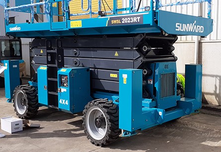 Piattaforma elevatrice a forbice Piattaforma elevatrice a forbice